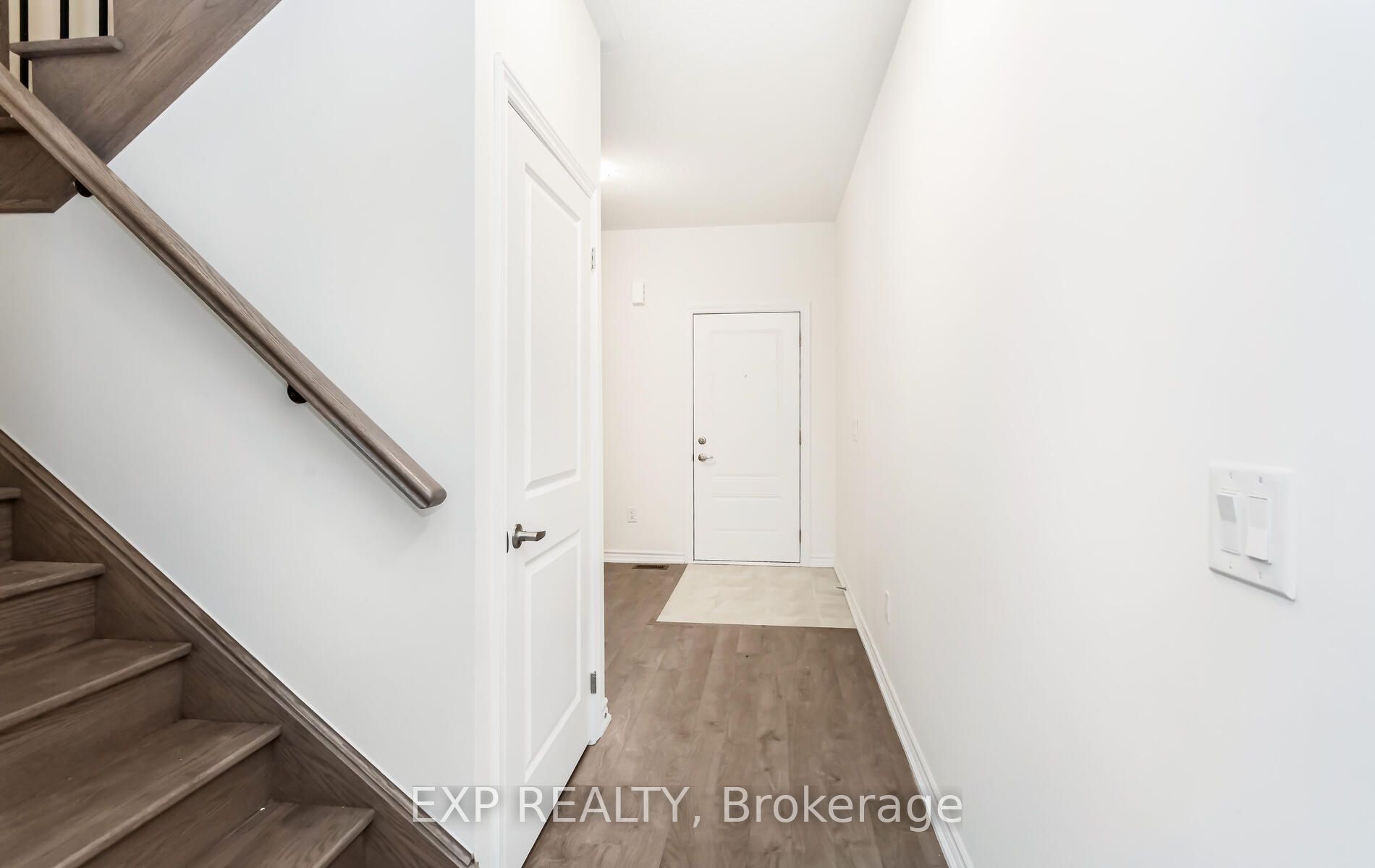 152 Winters Way Property Photo 6