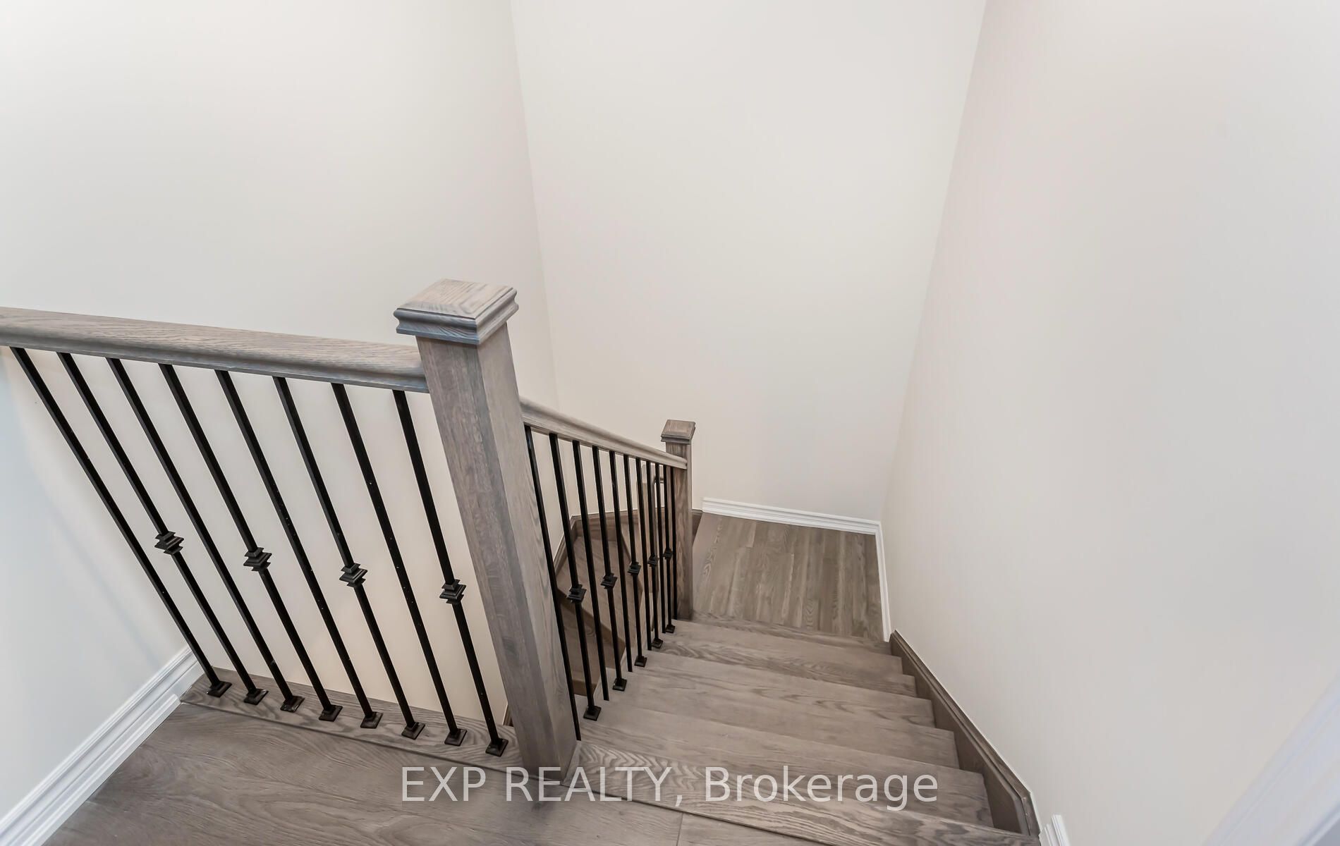 152 Winters Way Property Photo 21