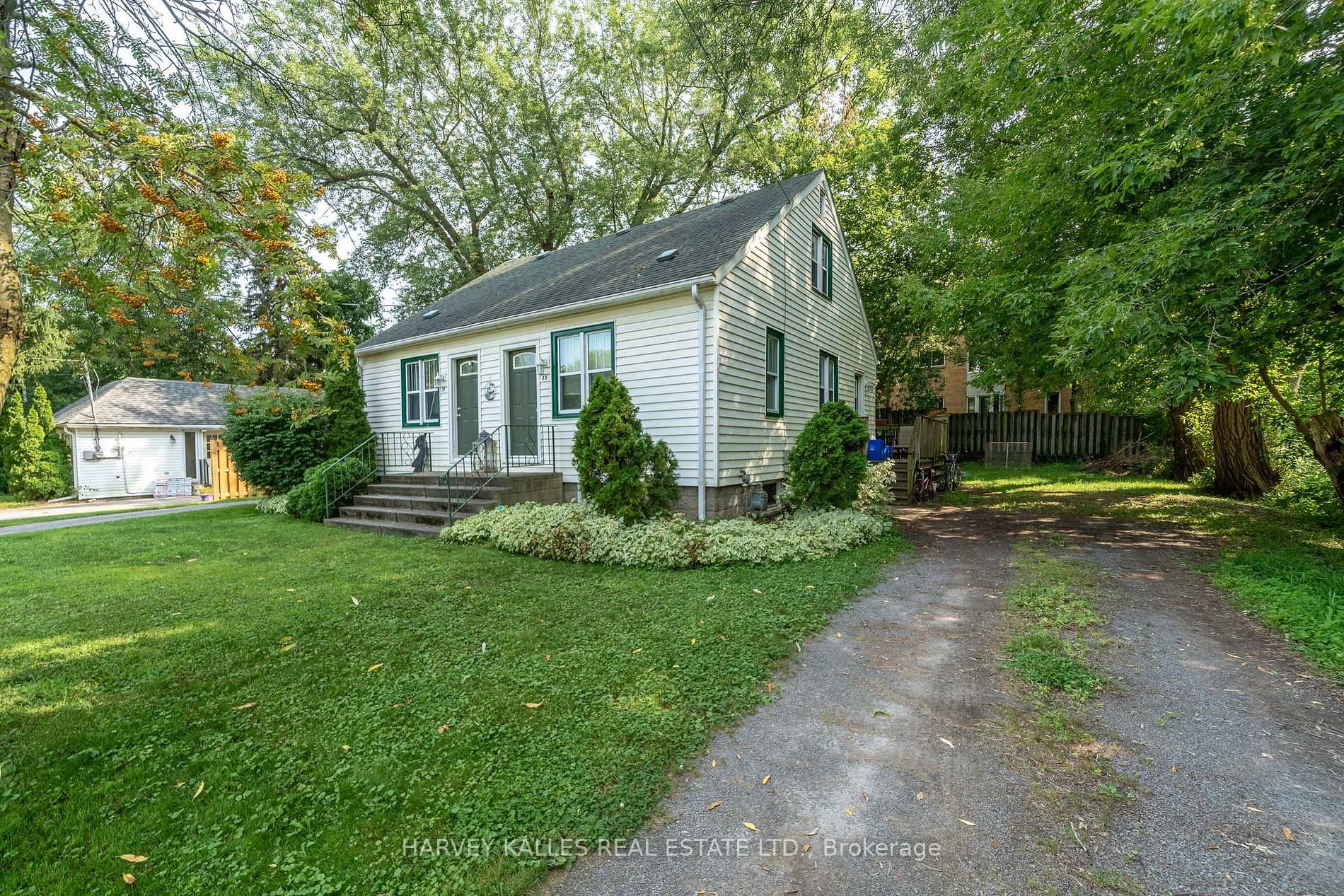 31- 33 Washburn St Property Photo