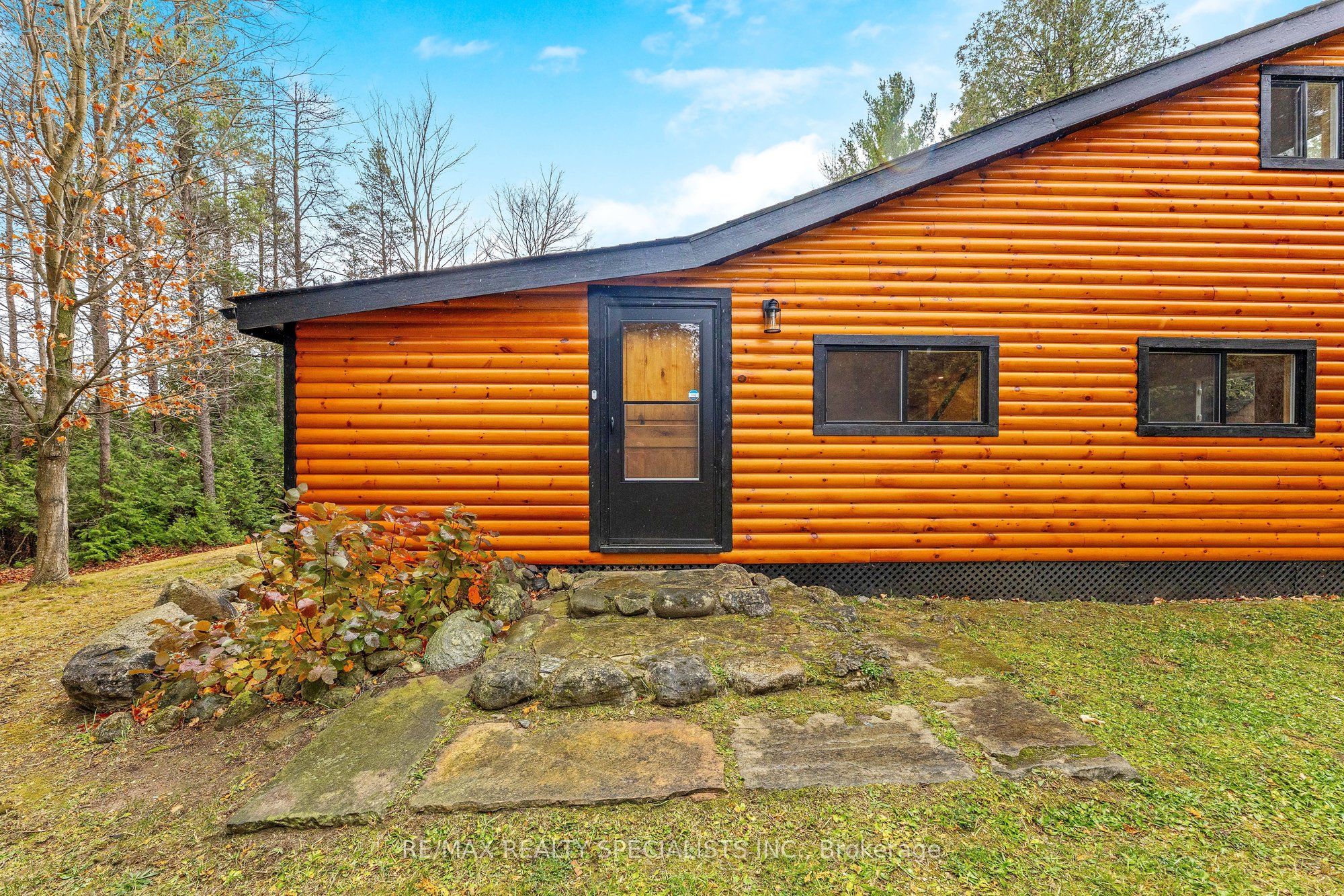 34566 Sideroad 5 Property Photo 4