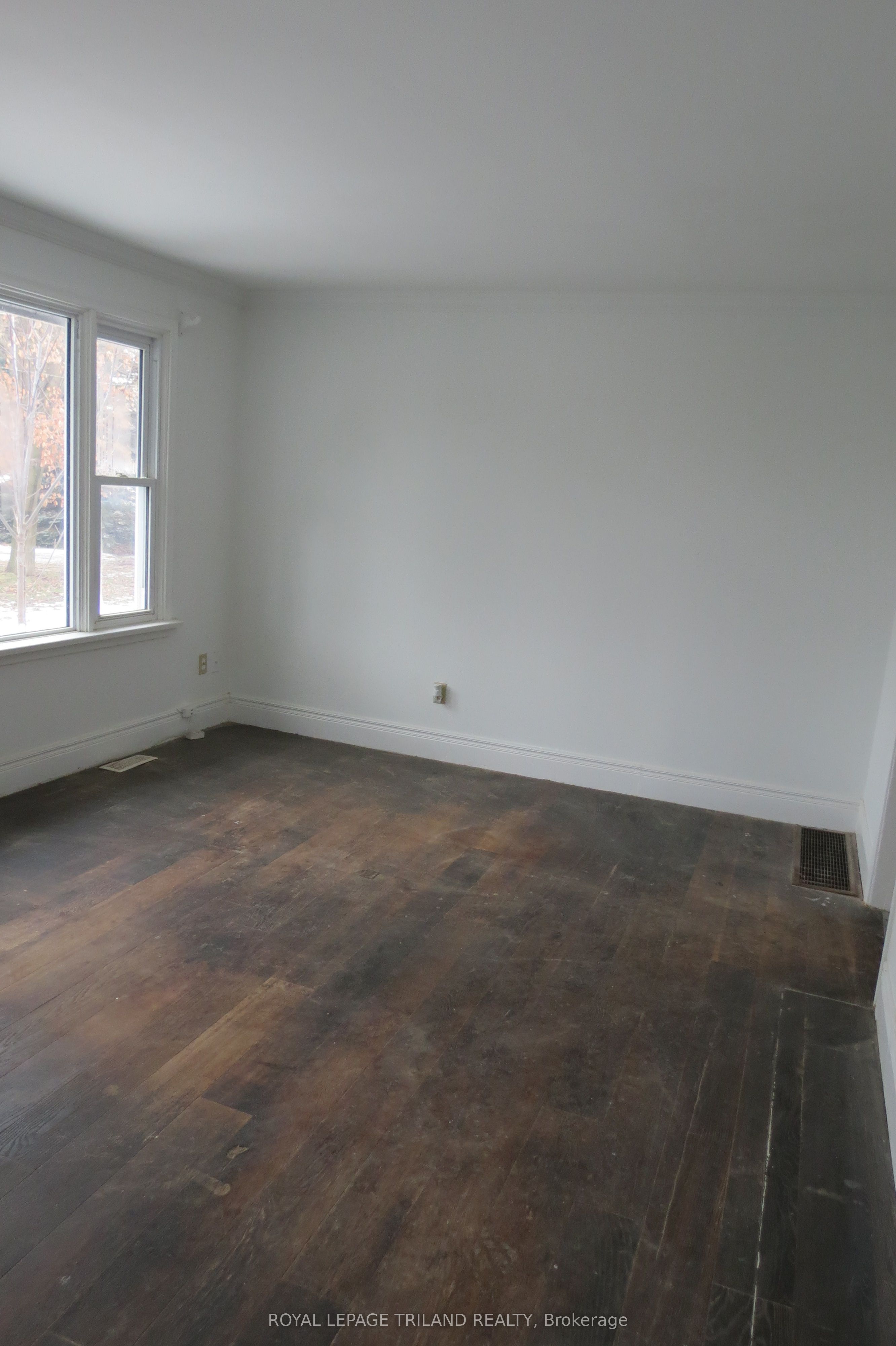 1223 Sunningdale Road Property Photo 6