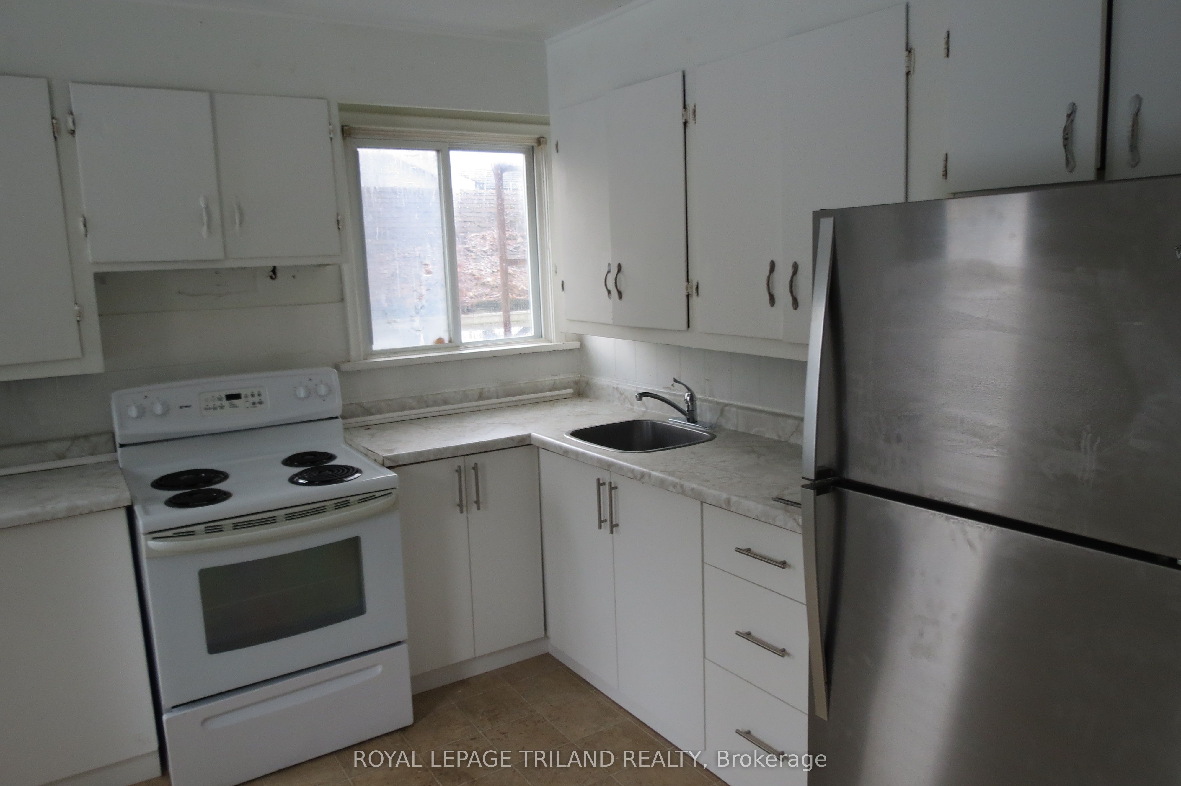 1223 Sunningdale Road Property Photo 7