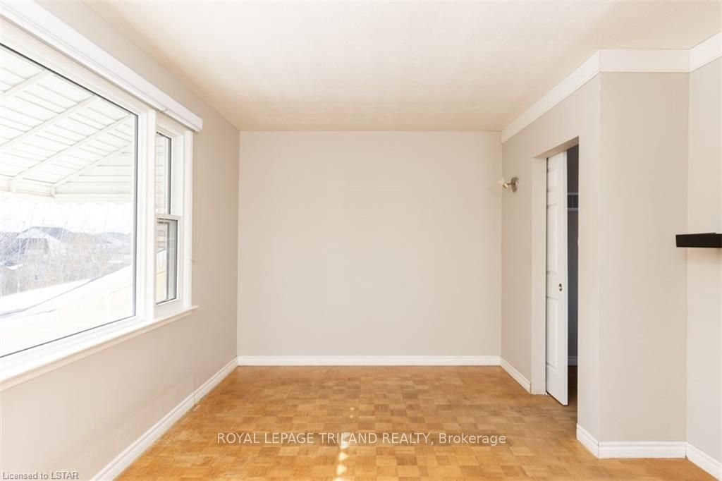 1231 Sunningdale Road Property Photo 11