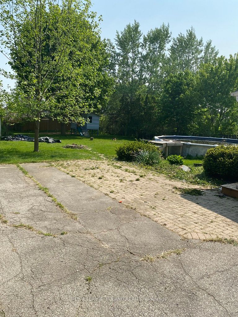 1231 Sunningdale Road Property Photo 27