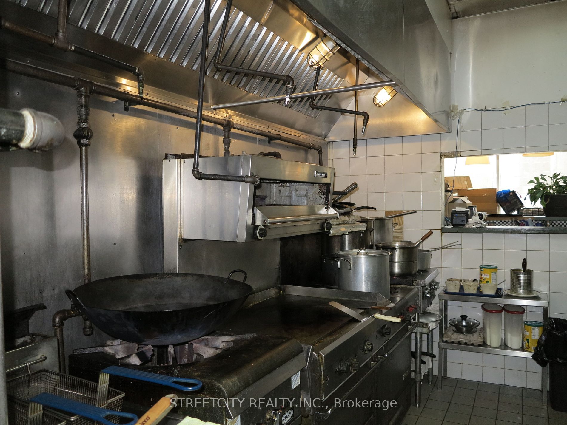 186 King St Property Photo 10