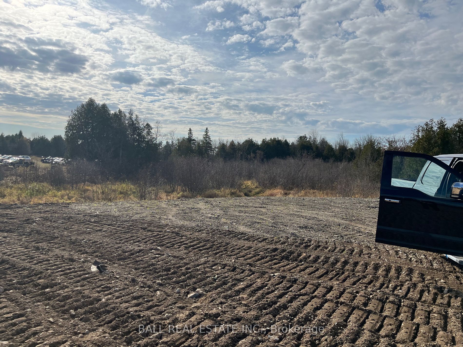 4519 Highway 7 Property Photo 4
