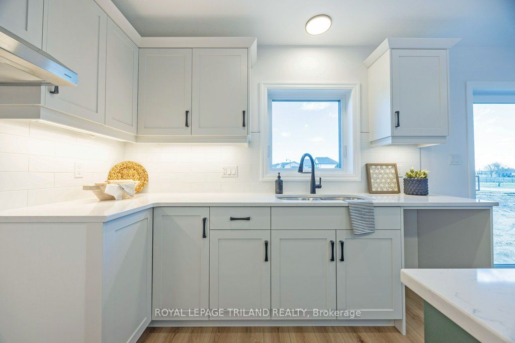 133 Empire Parkway Property Photo 23