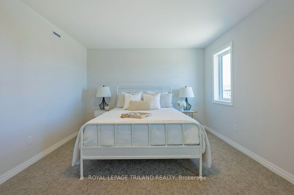 133 Empire Parkway Property Photo 28