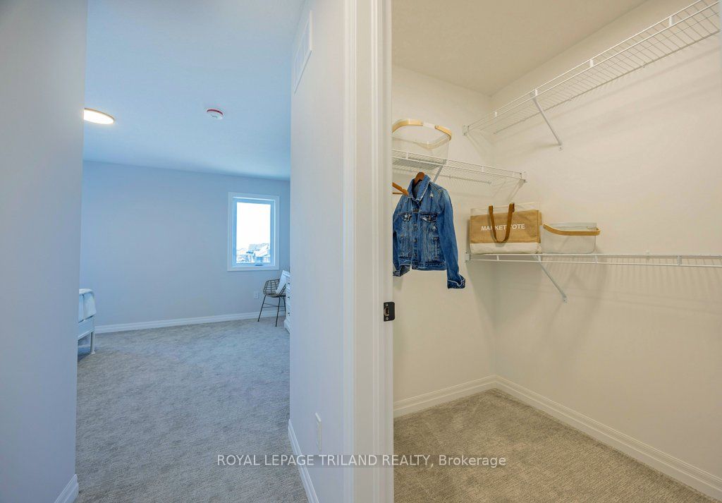 133 Empire Parkway Property Photo 30