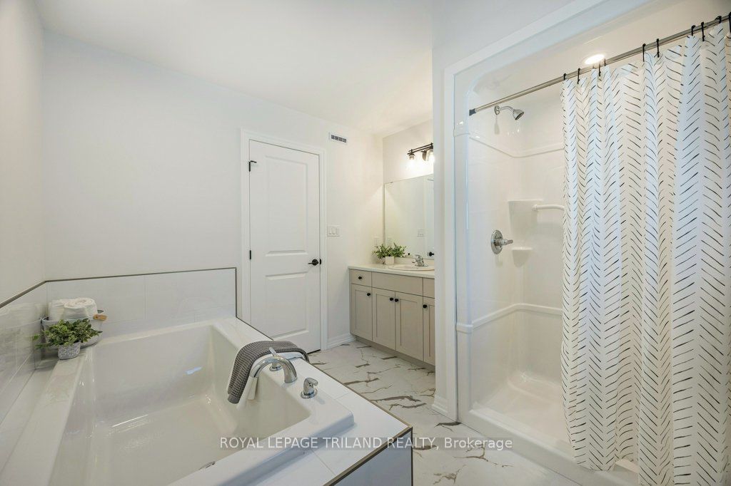 133 Empire Parkway Property Photo 33
