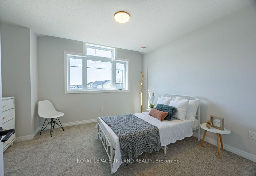 133 Empire Parkway Property Photo 34