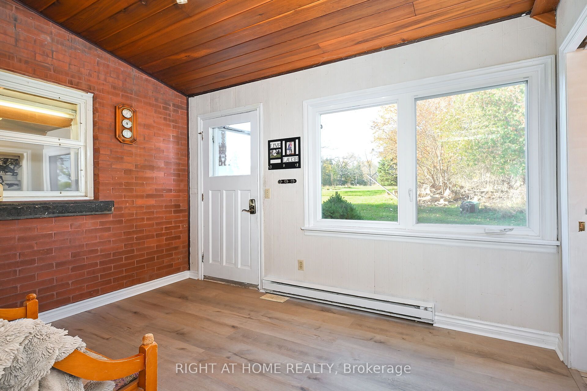 1396 Progreston Road Property Photo 8