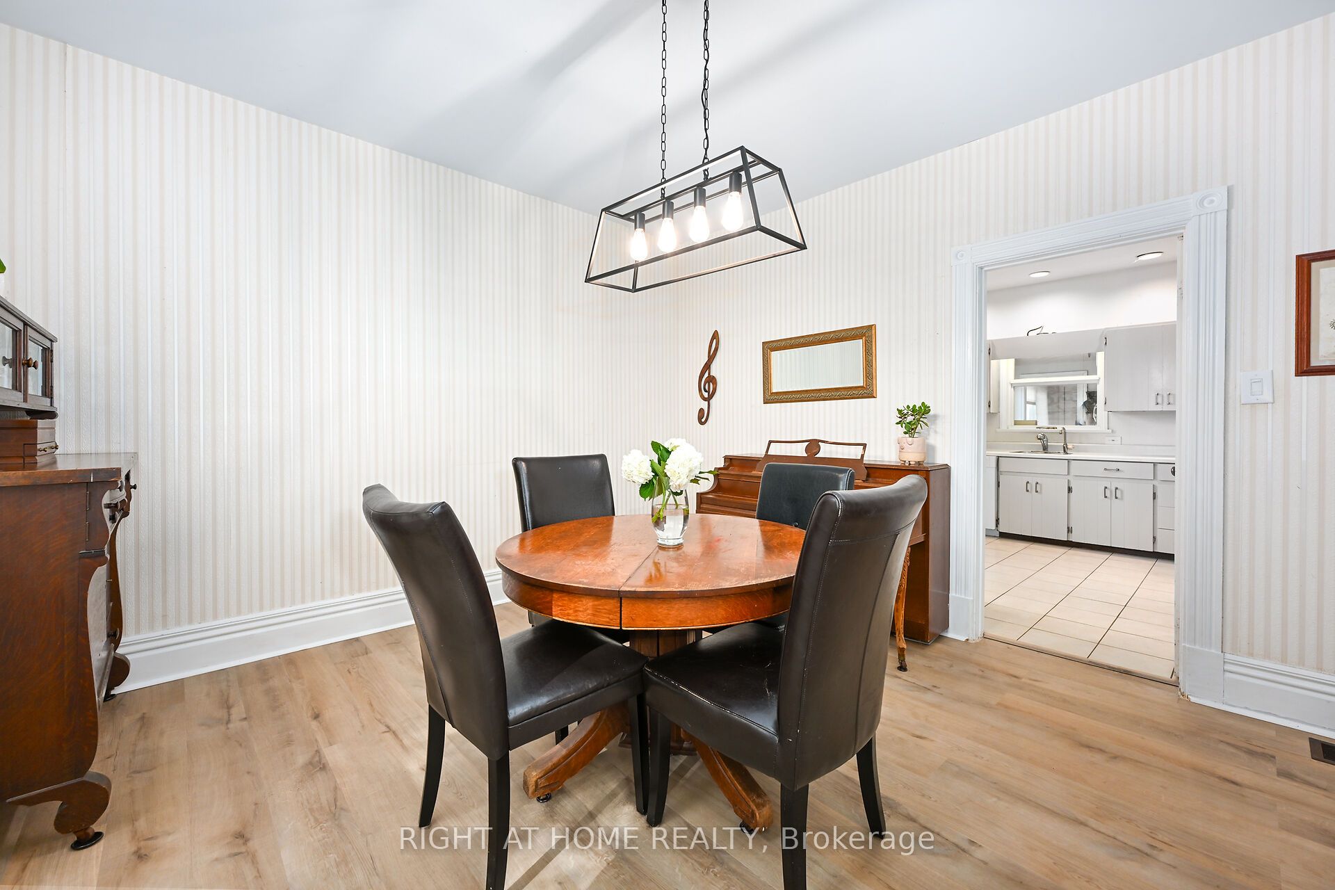1396 Progreston Road Property Photo 12