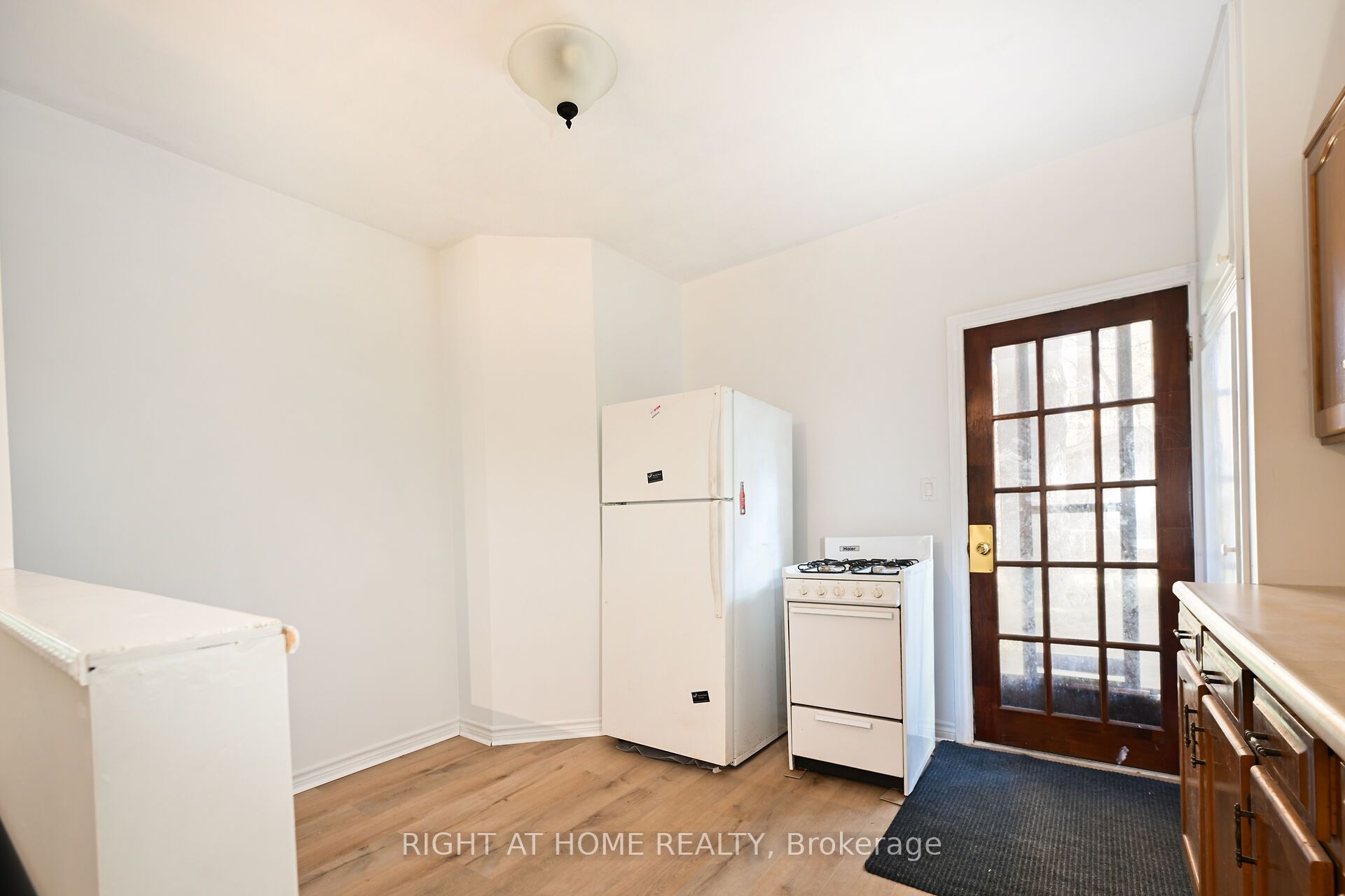 1396 Progreston Road Property Photo 27