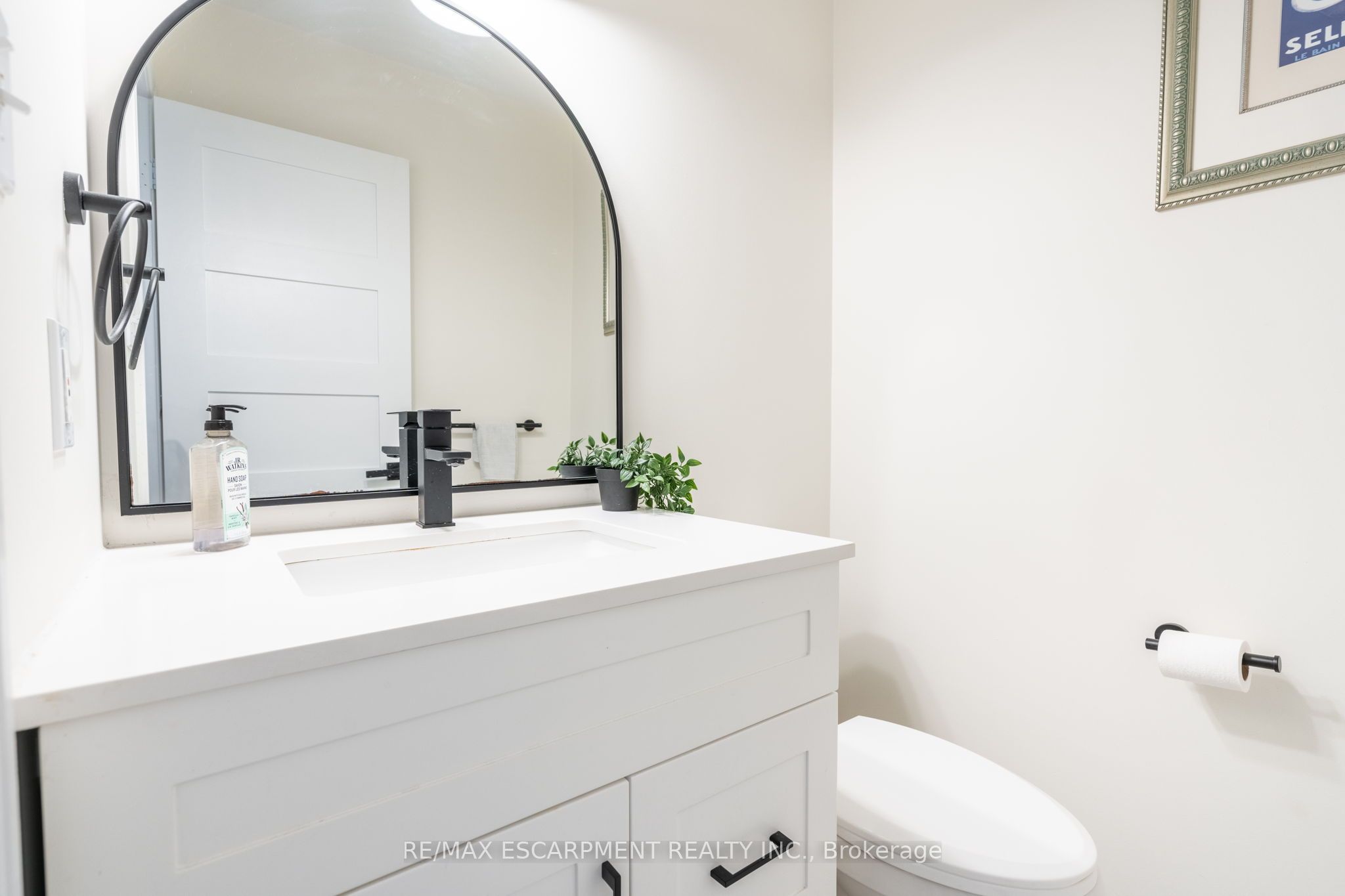 71 Joshua Avenue Property Photo 15