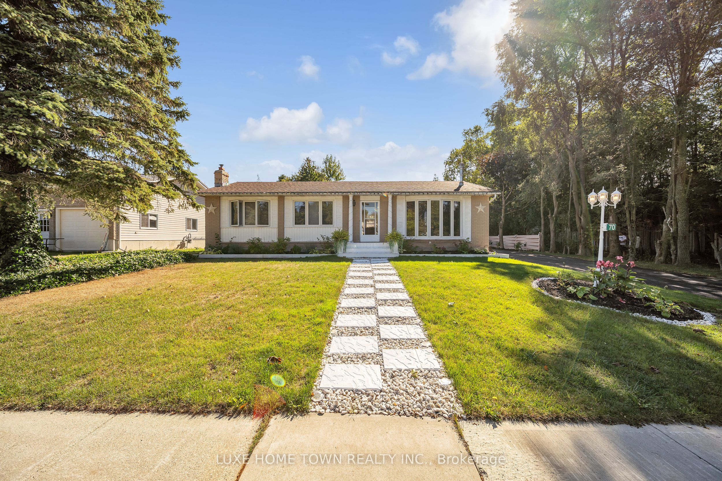 70 Inverlyn Crescent Property Photo 5