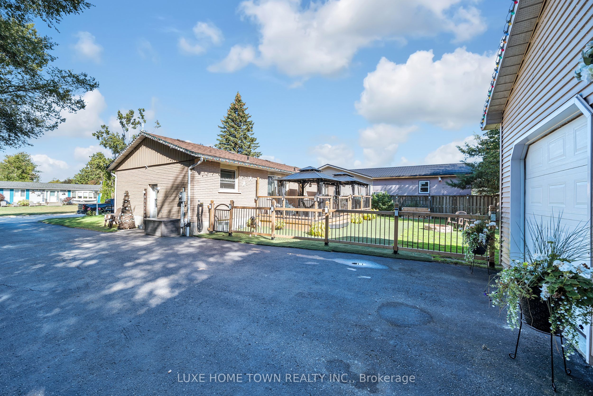 70 Inverlyn Crescent Property Photo 9