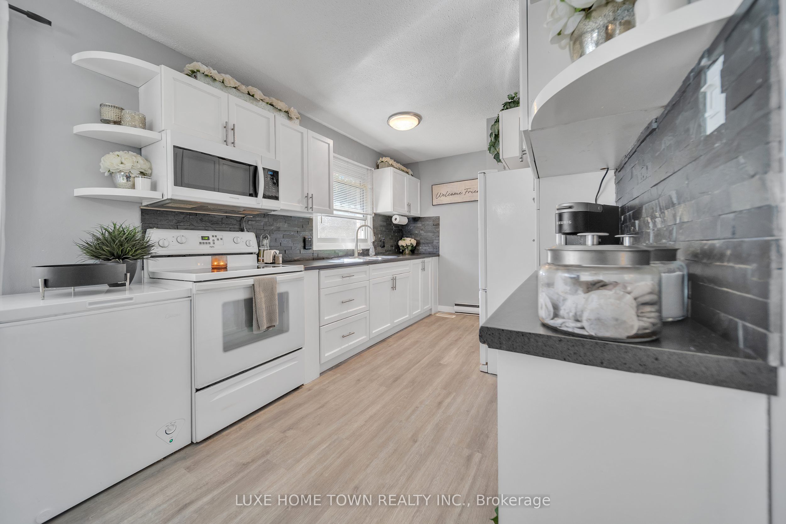 70 Inverlyn Crescent Property Photo 17