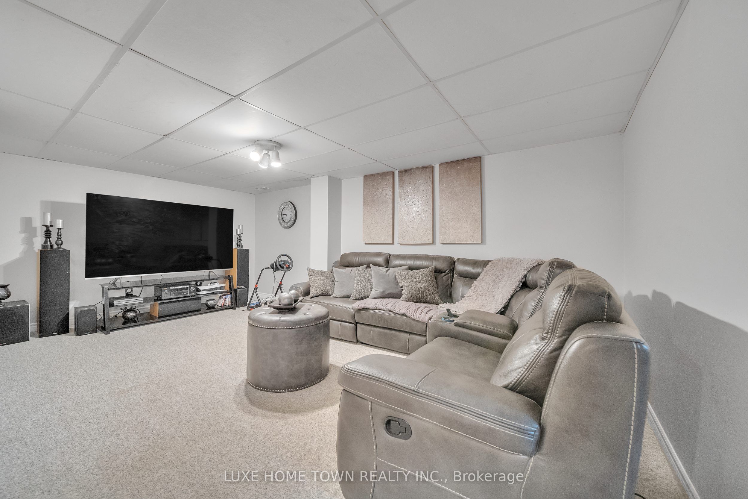 70 Inverlyn Crescent Property Photo 30