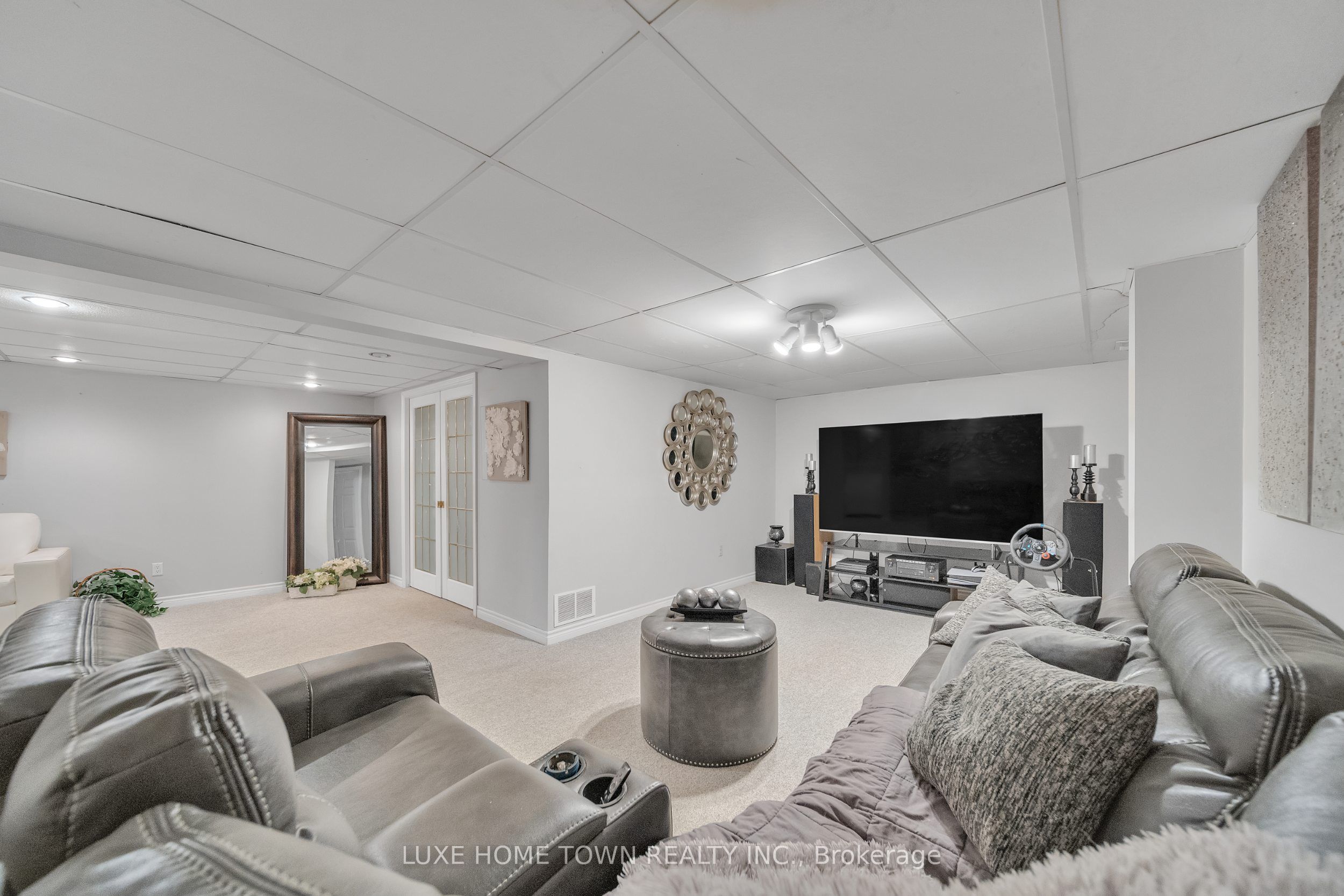 70 Inverlyn Crescent Property Photo 32