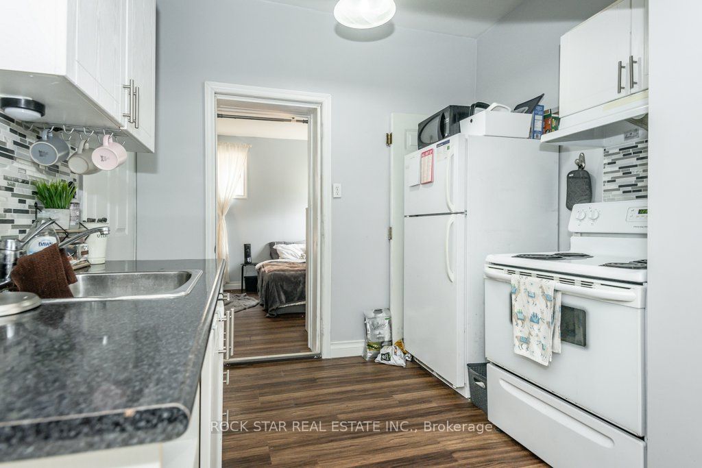 165 Nelson Street Property Photo 14