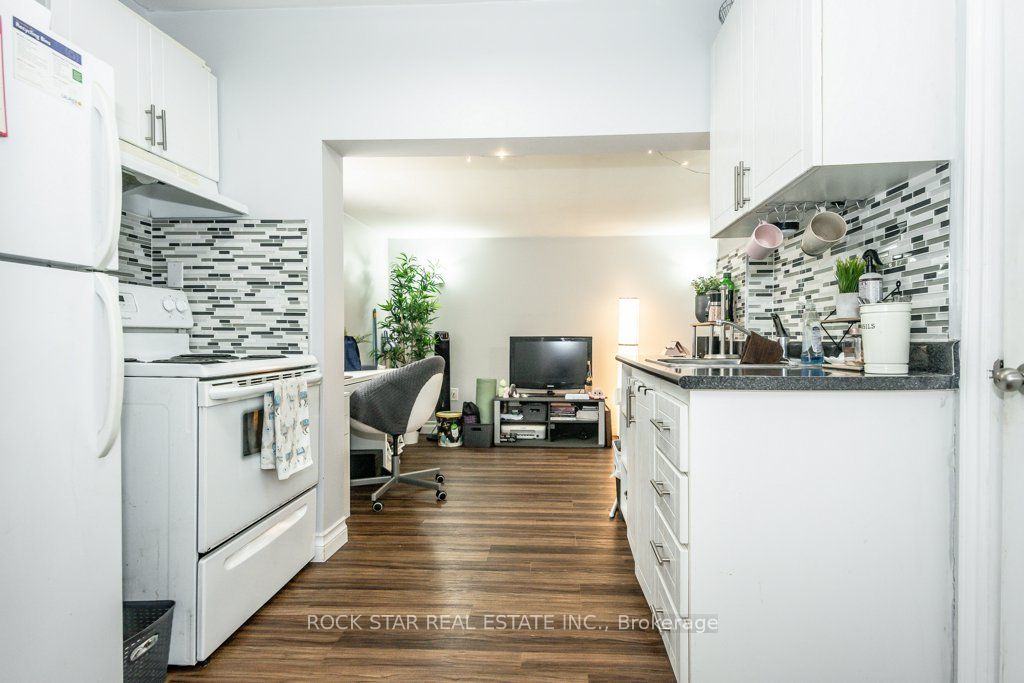165 Nelson Street Property Photo 15