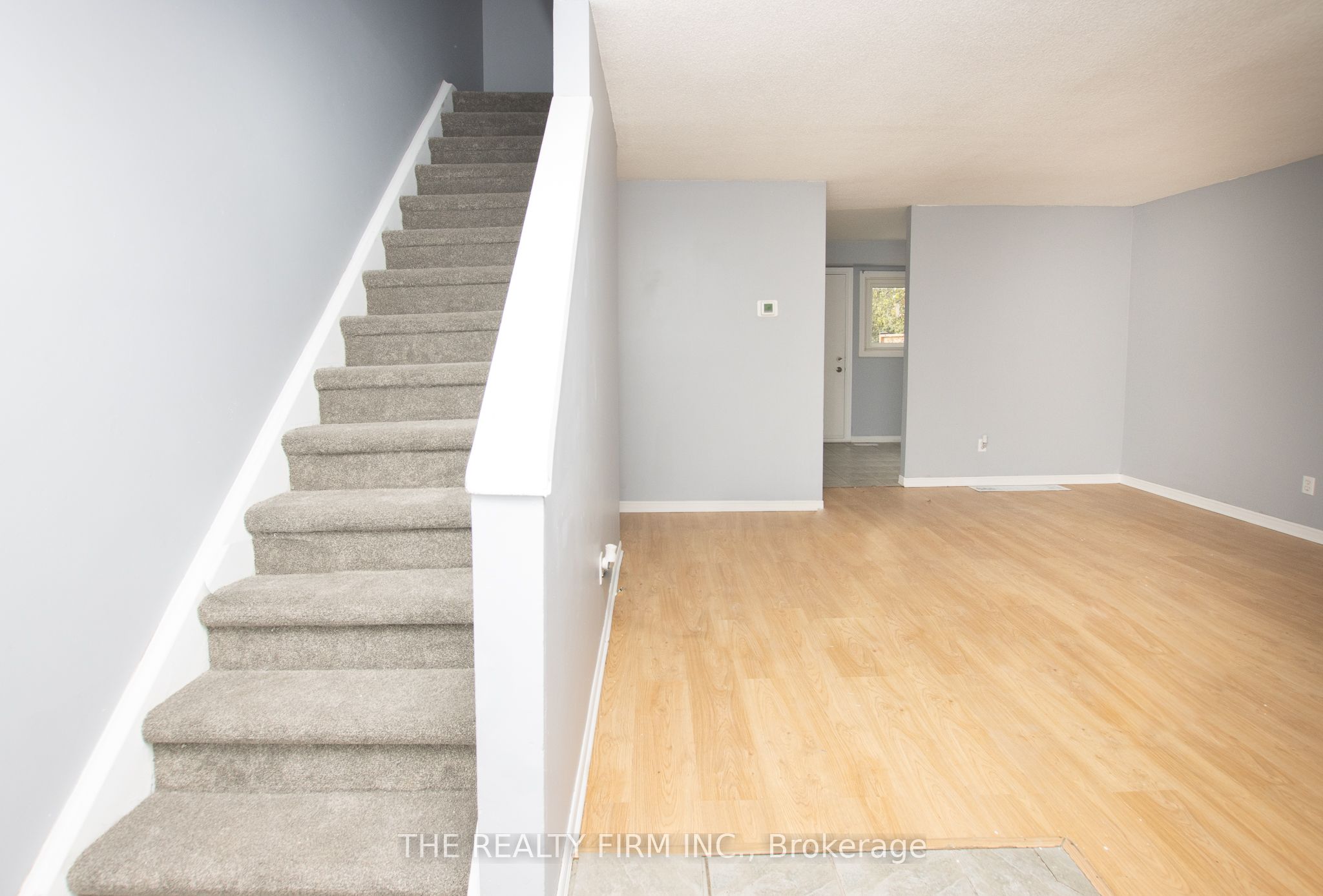 #28 - 1725 Ernest Avenue Property Photo 4