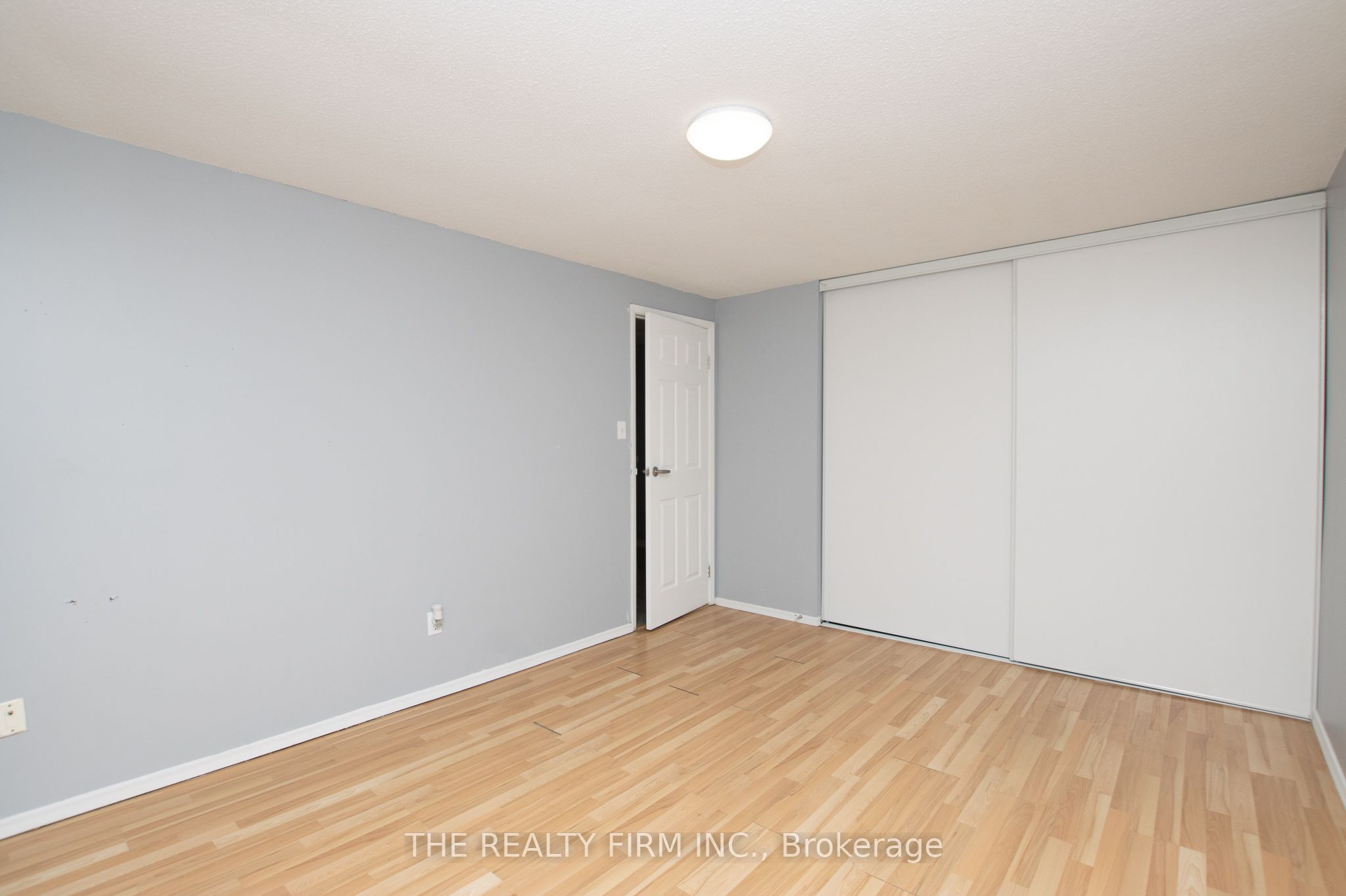 #28 - 1725 Ernest Avenue Property Photo 14