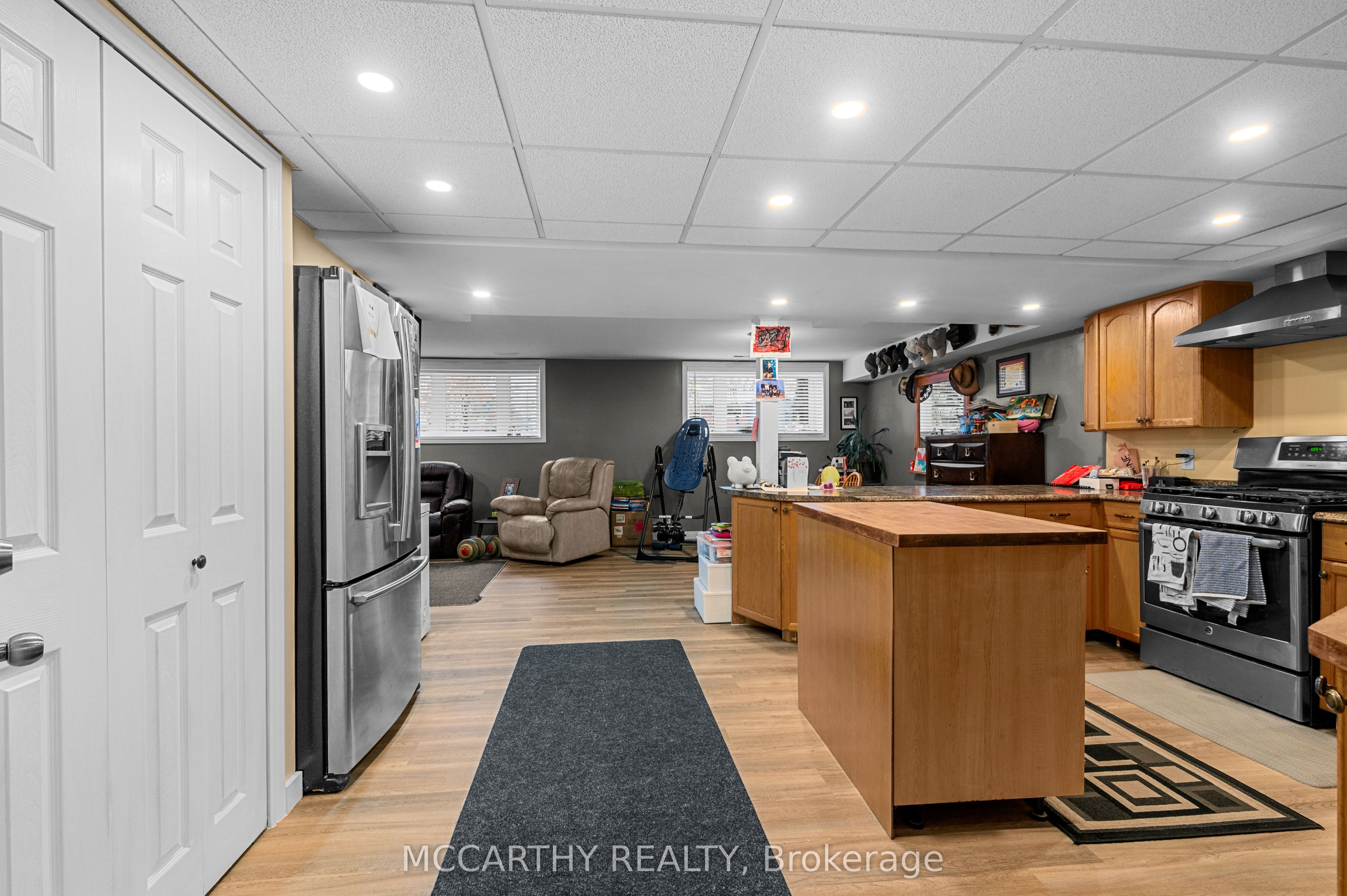 682427 260 Sideroad Property Photo 33
