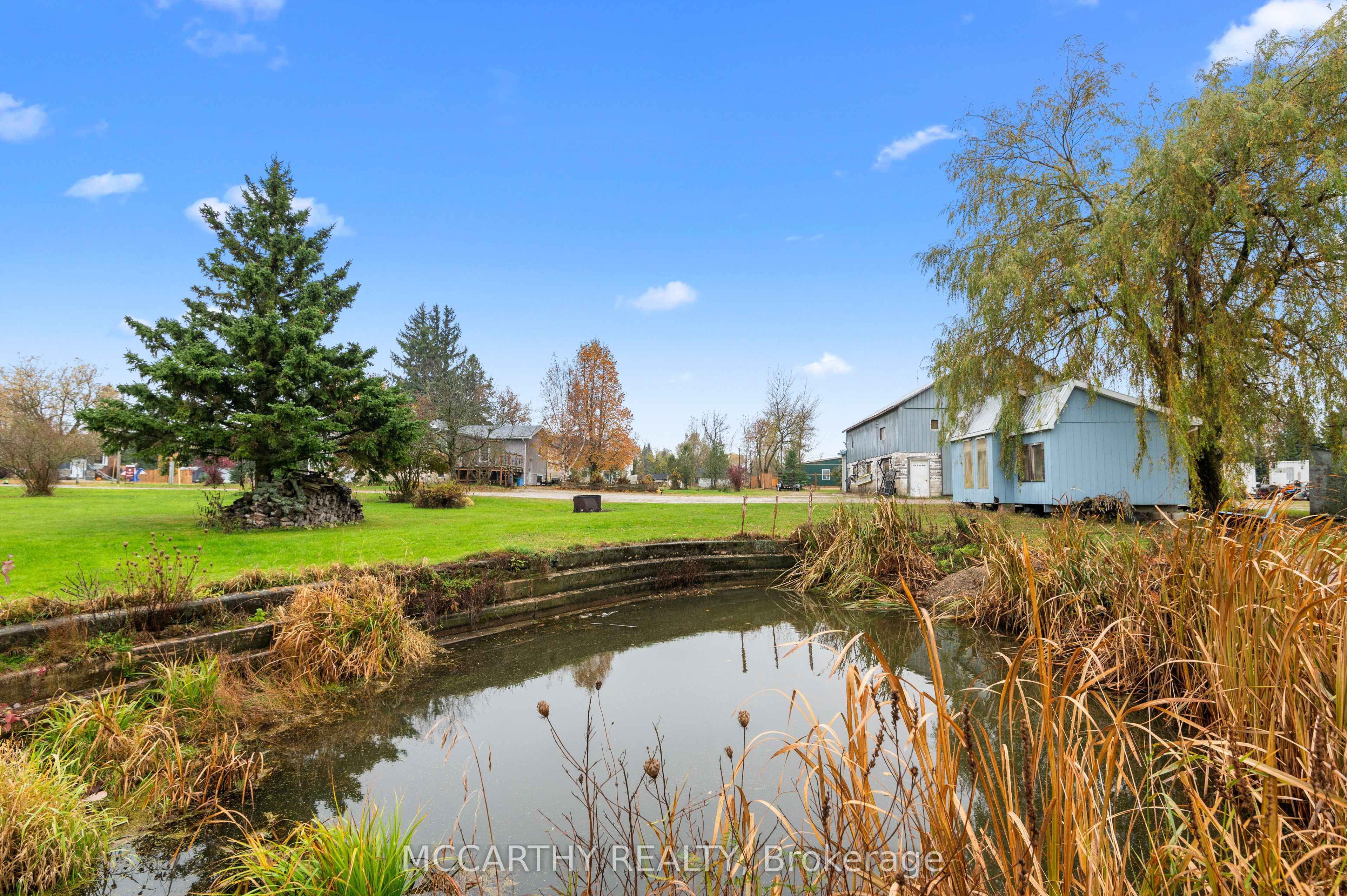 682427 260 Sideroad Property Photo 46
