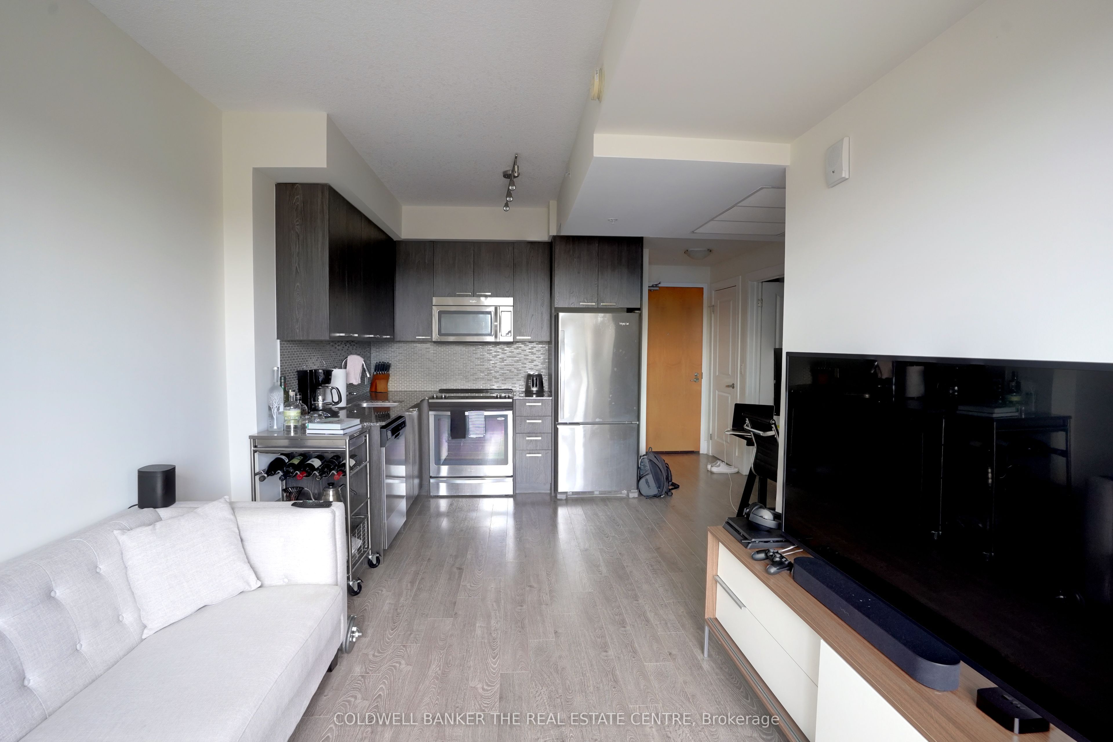 #406 - 155 St Leger Street Property Photo 1