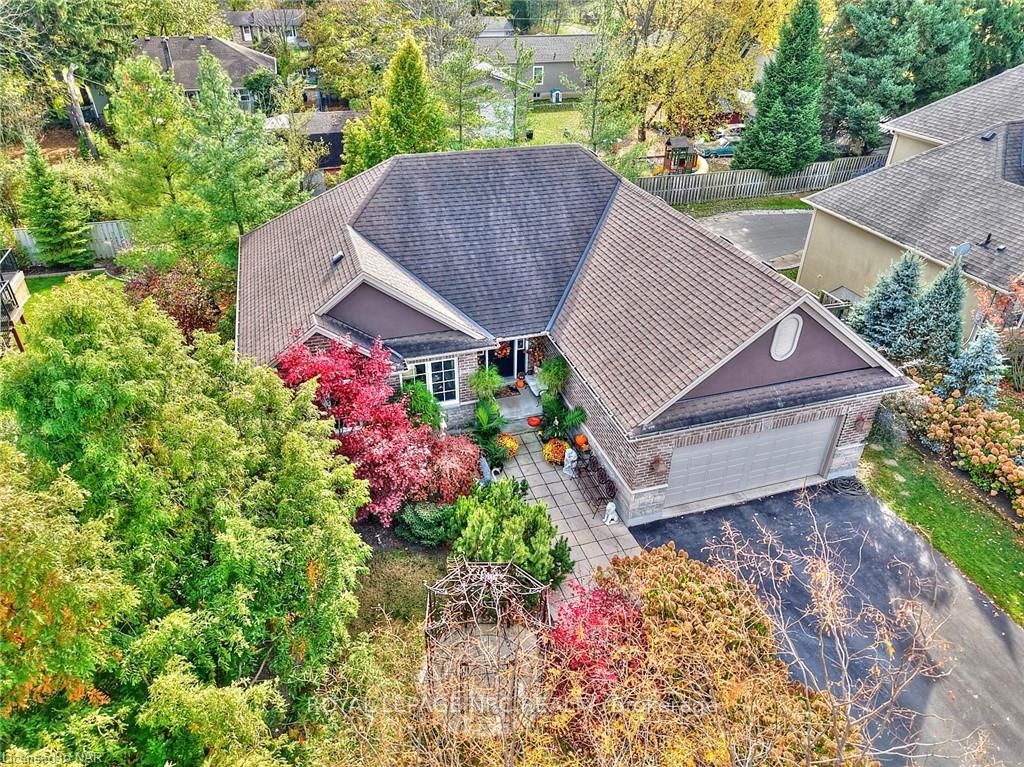18 Martha Court Property Photo 2