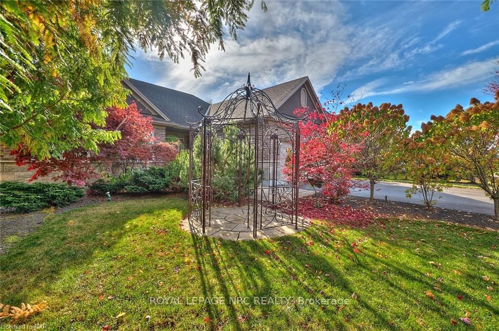 18 Martha Court Property Photo 25