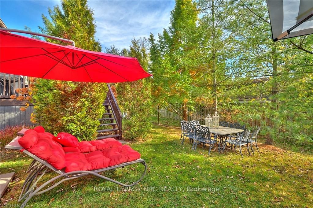 18 Martha Court Property Photo 42