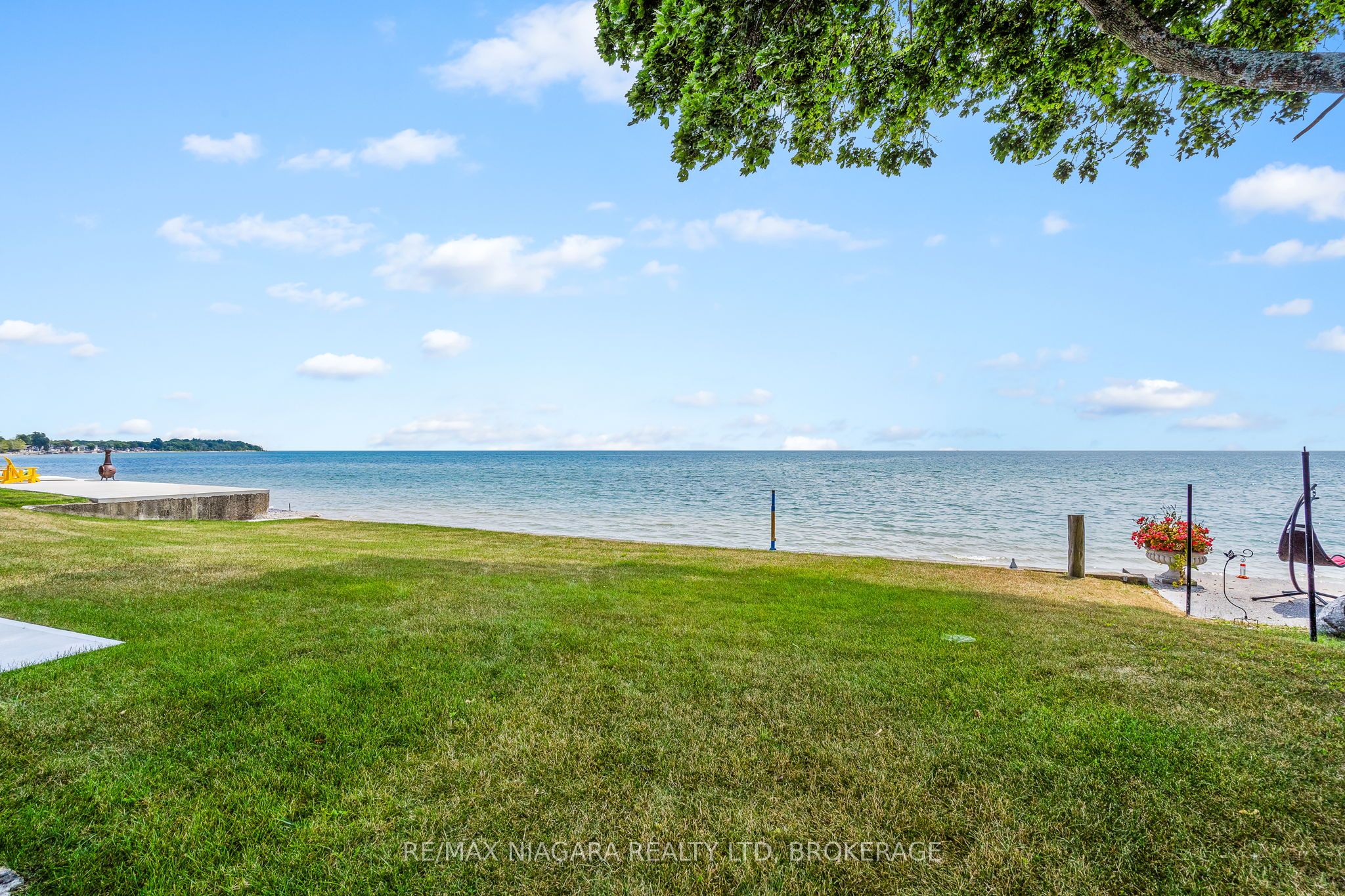 11825 Lakeshore Road Property Photo 10