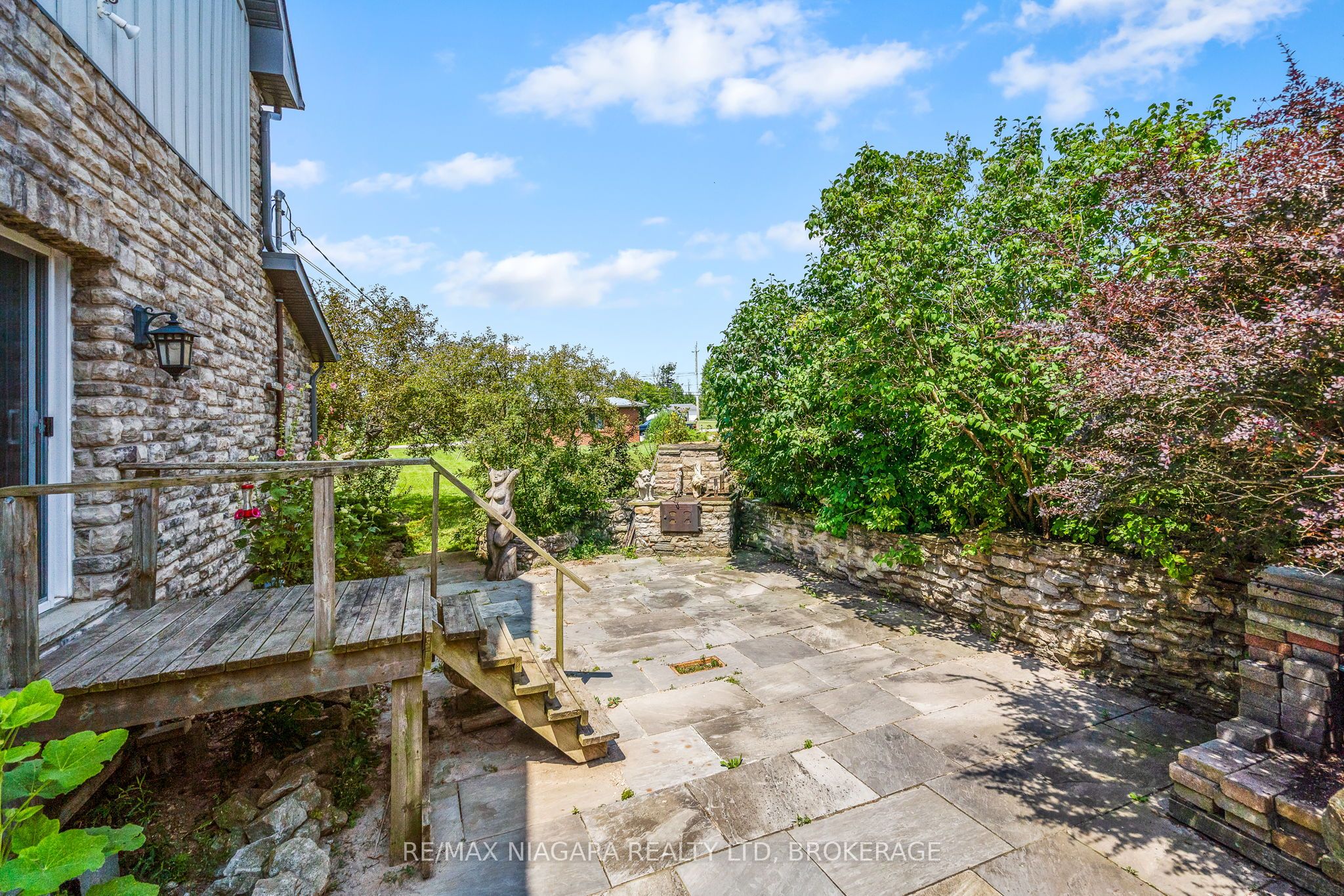 11825 Lakeshore Road Property Photo 14