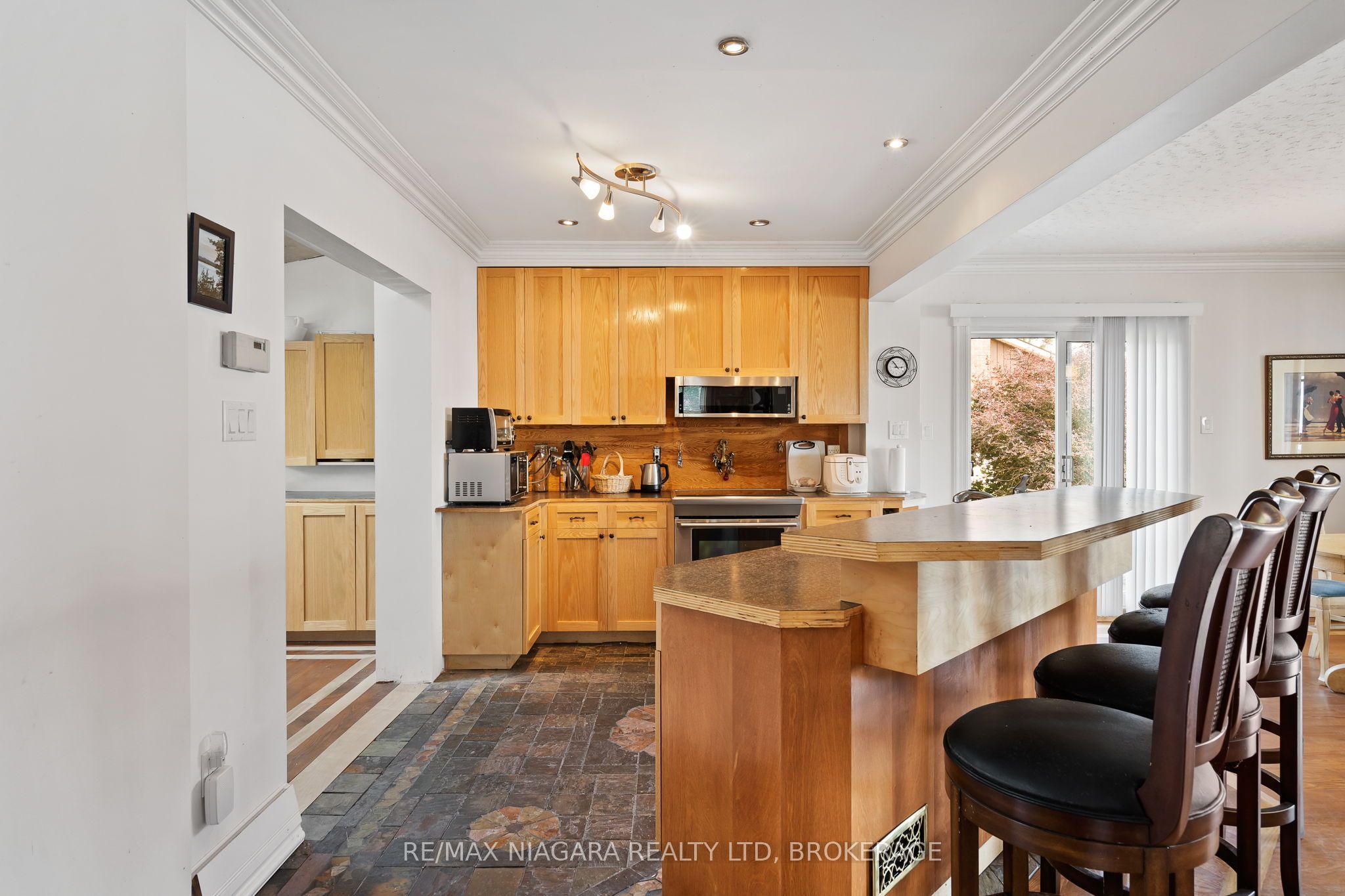 11825 Lakeshore Road Property Photo 20