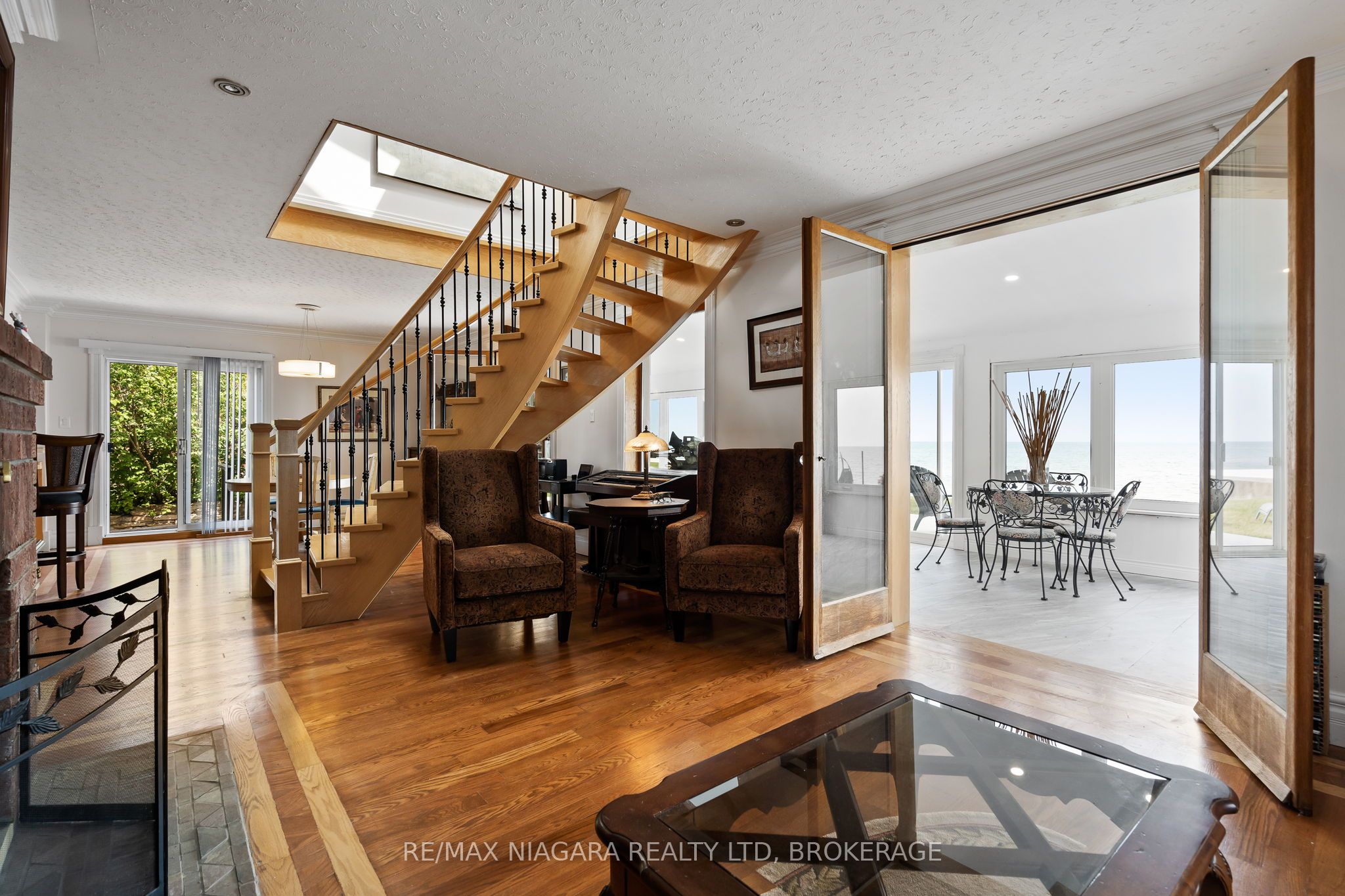 11825 Lakeshore Road Property Photo 27