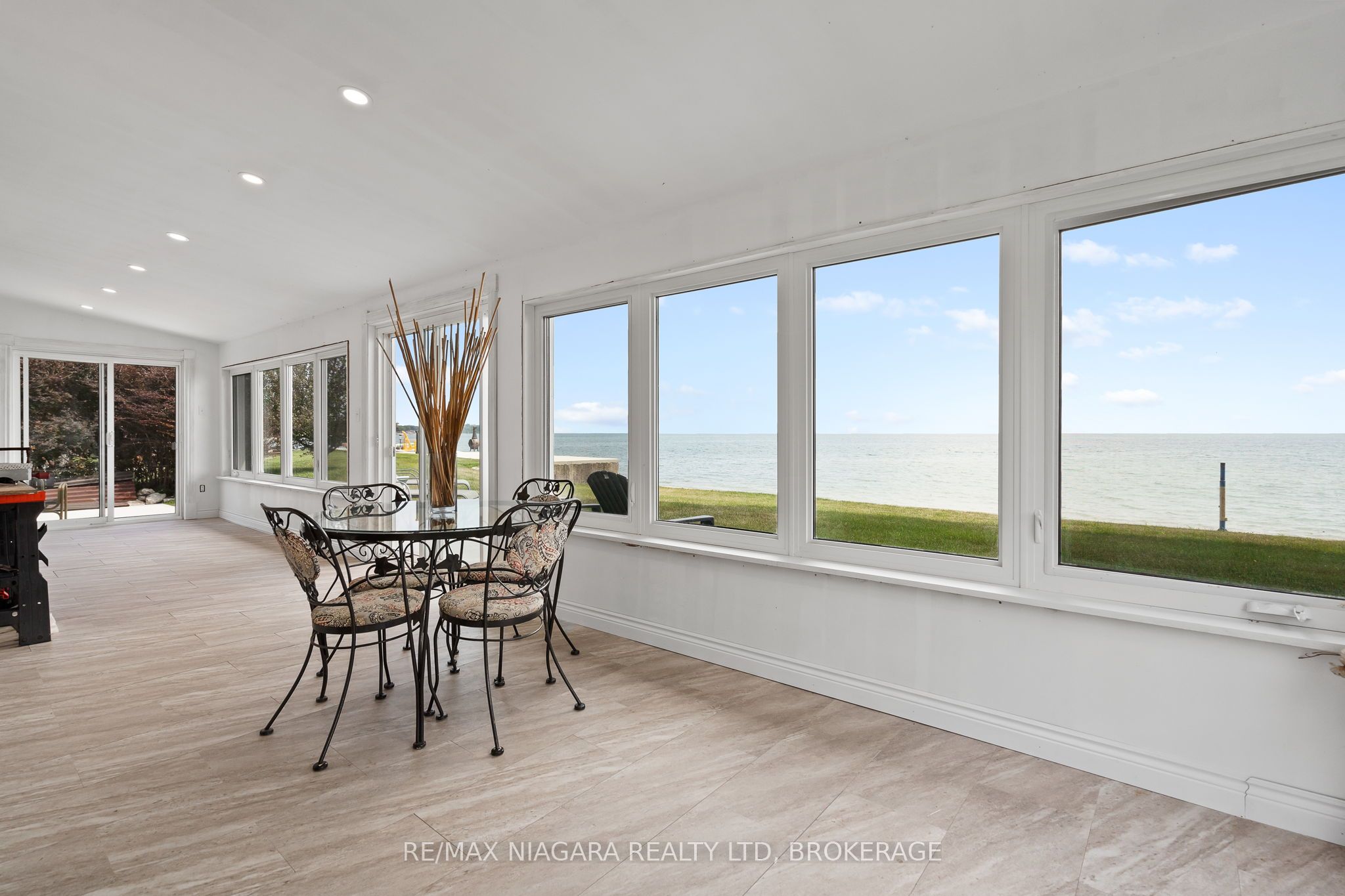 11825 Lakeshore Road Property Photo 31