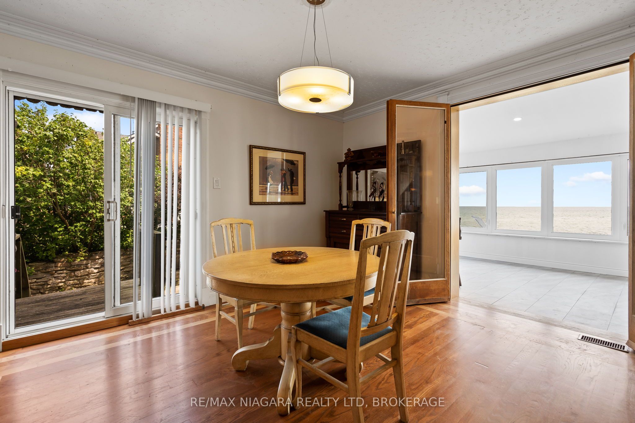 11825 Lakeshore Road Property Photo 32