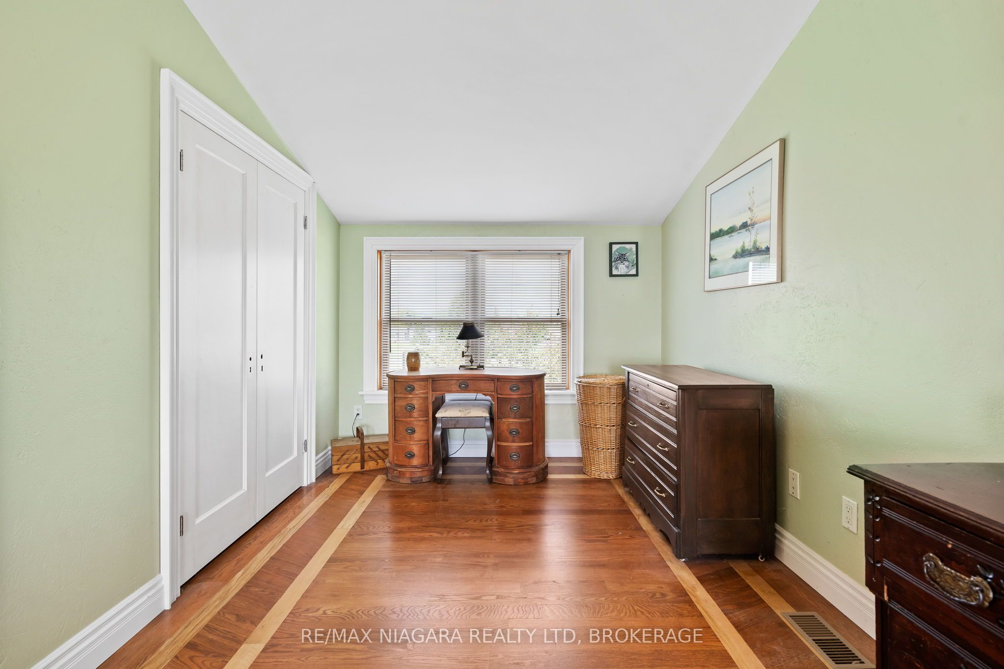 11825 Lakeshore Road Property Photo 39
