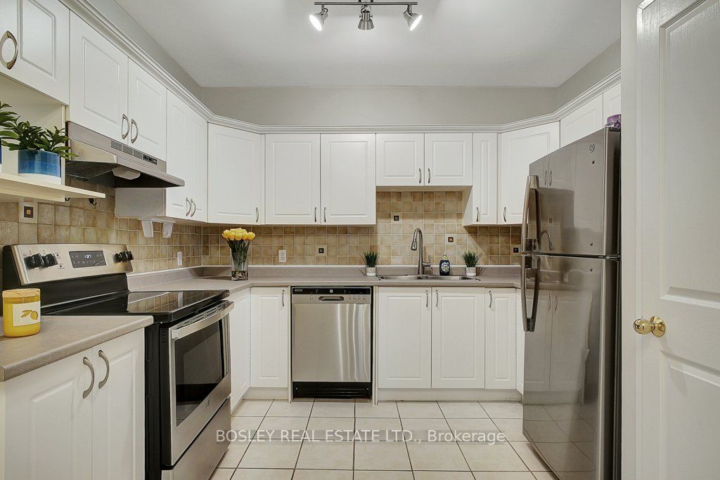 #805 - 255 Keats Way Property Photo 11