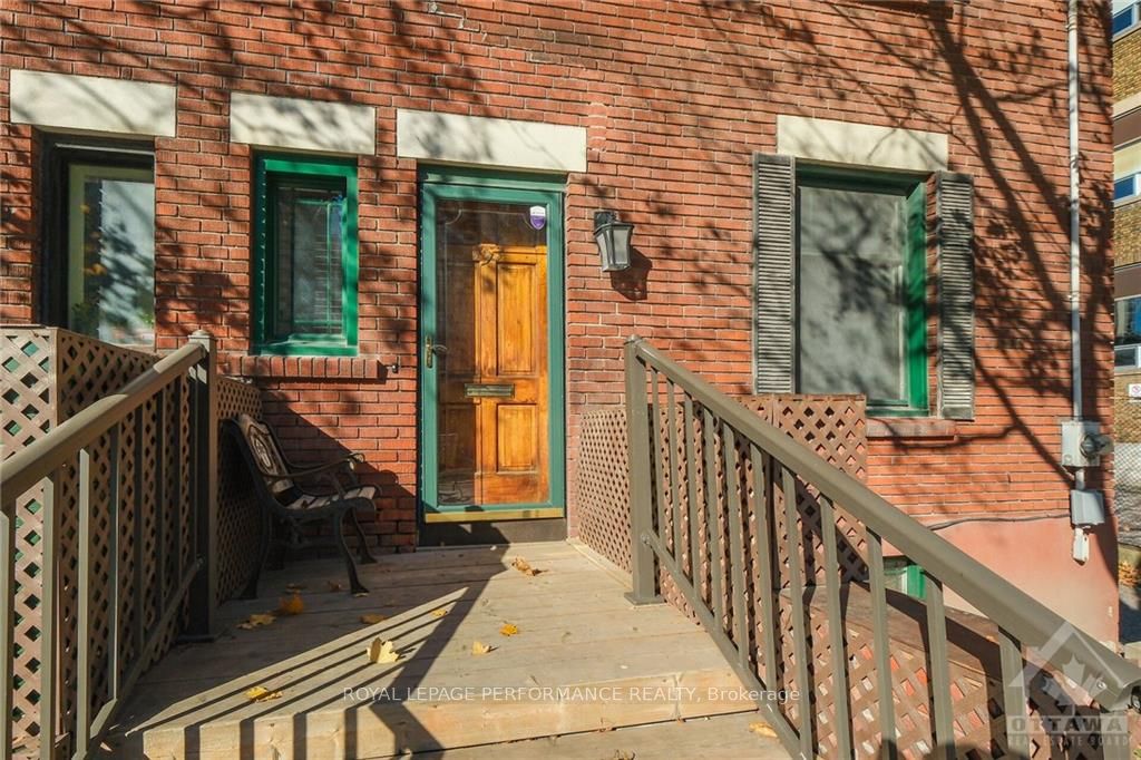 453 Slater Street Property Photo 4