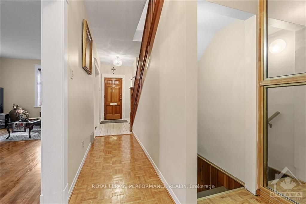 453 Slater Street Property Photo 13