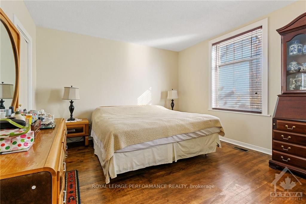 453 Slater Street Property Photo 16