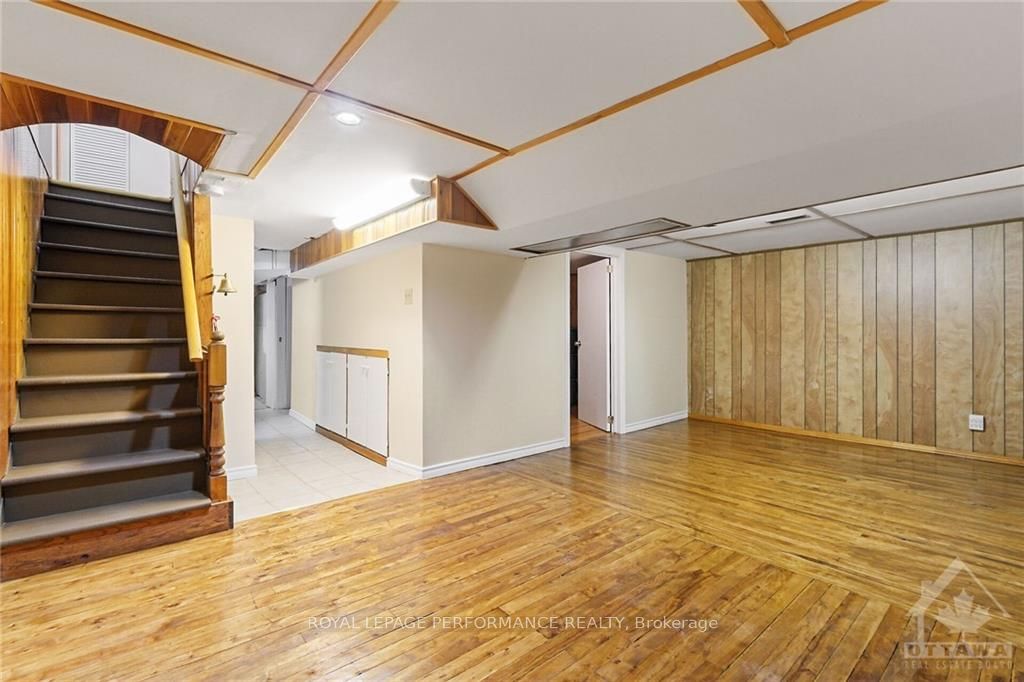 453 Slater Street Property Photo 21