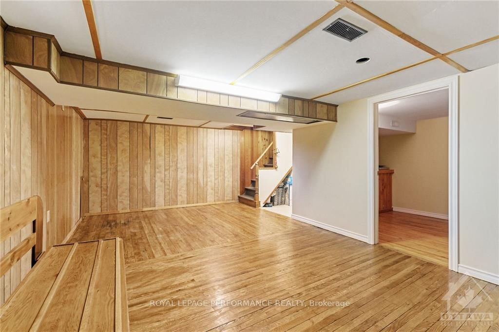 453 Slater Street Property Photo 22