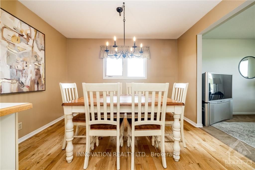 2508 Century Rd W Property Photo 4