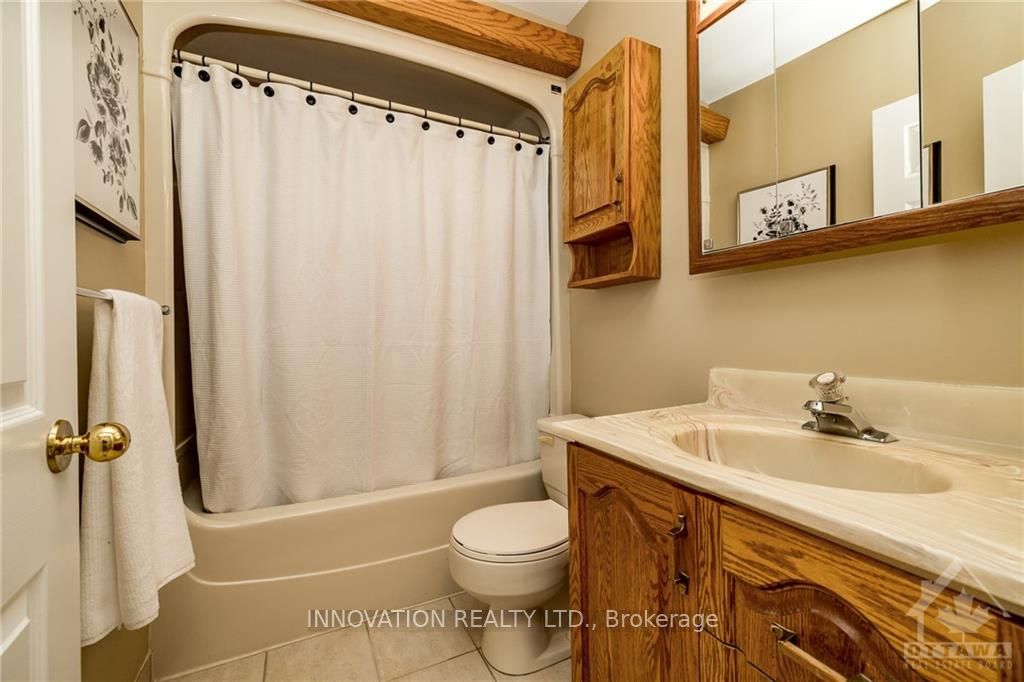 2508 Century Rd W Property Photo 15