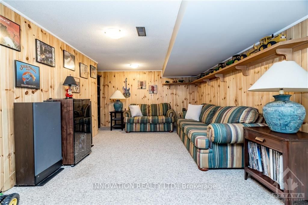 2508 Century Rd W Property Photo 19